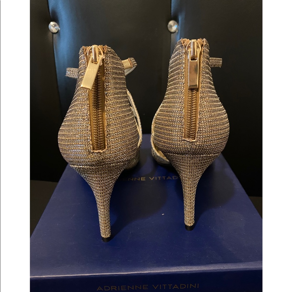 Women’s Heels - Picture 4 of 4